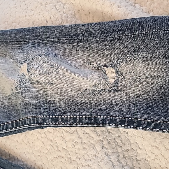 Miss Me Jeans - Picture 16 of 17